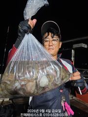 문어] 일요일 야간예약가능~ 3.11k 대물조황~ 고고!!~