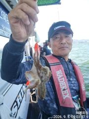 돌문어조항 입니다 ~12일 토욜 예약가능합니다
