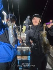 강구 인스타피싱~ 오늘 수요일 무늬팁런 1자리 예약가능,낼 목요일 예약가능합니다 사진