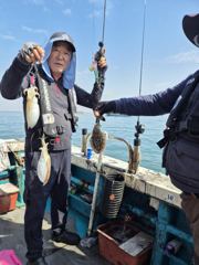 [격포] 10/11 격포 남부스타호 2.06키로 문어 포함 갑오징어 조황…