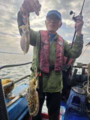 10월12일 씨헌터호 갑오징어 조황입니다