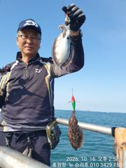 10월16일**쭈꾸미& 갑오징어**홍원항^^위풍당당^^ (뉴~승리호) 행~복~한 **바구니** 조황입니다!!